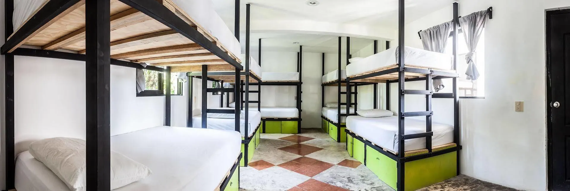 Hostel Babel Tulum 0*,  México
